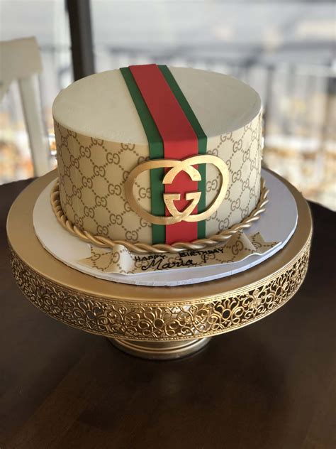 gucci cakes for men